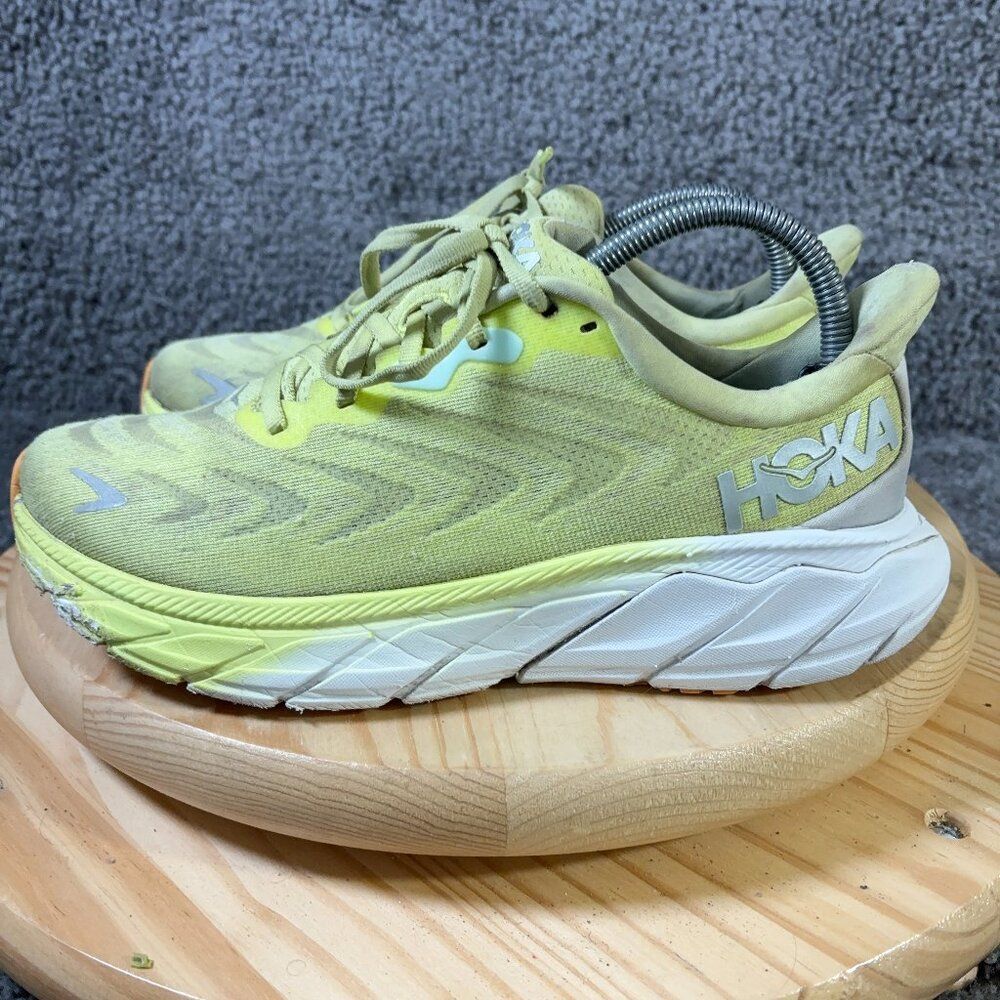 Hoka One One Arahi 6 Running Shoe Womens Size 8.5 Yellow Gym Training Sneakers